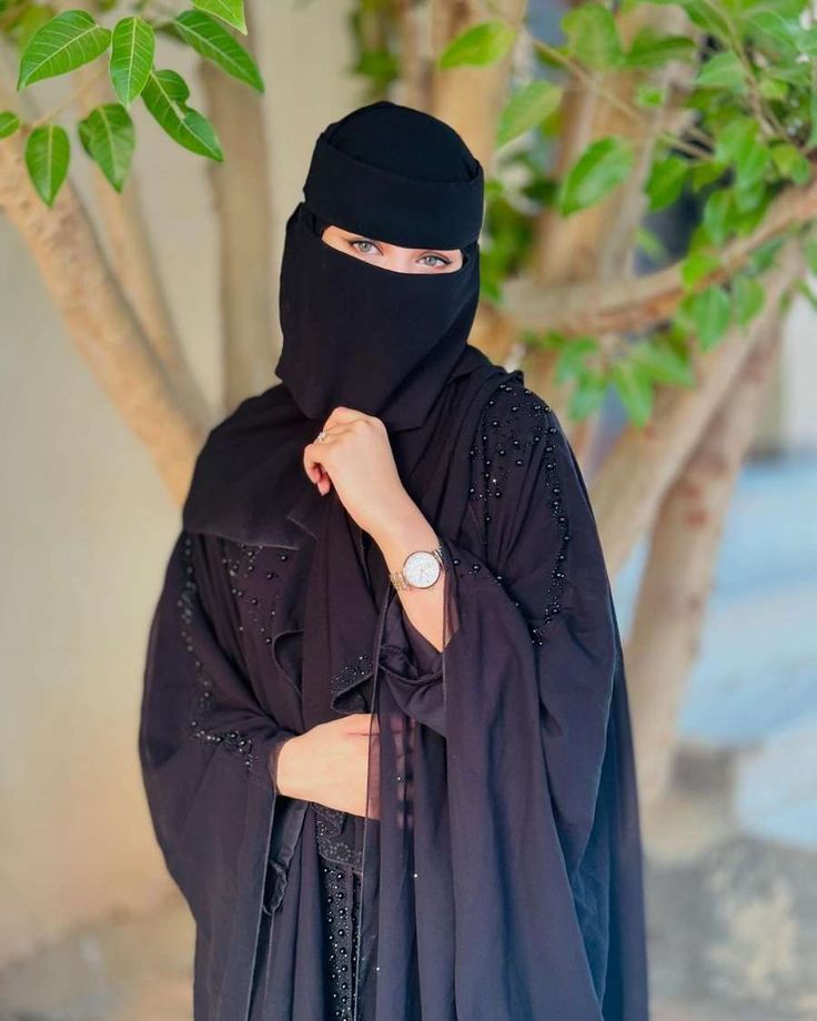 فاطمة حسن
